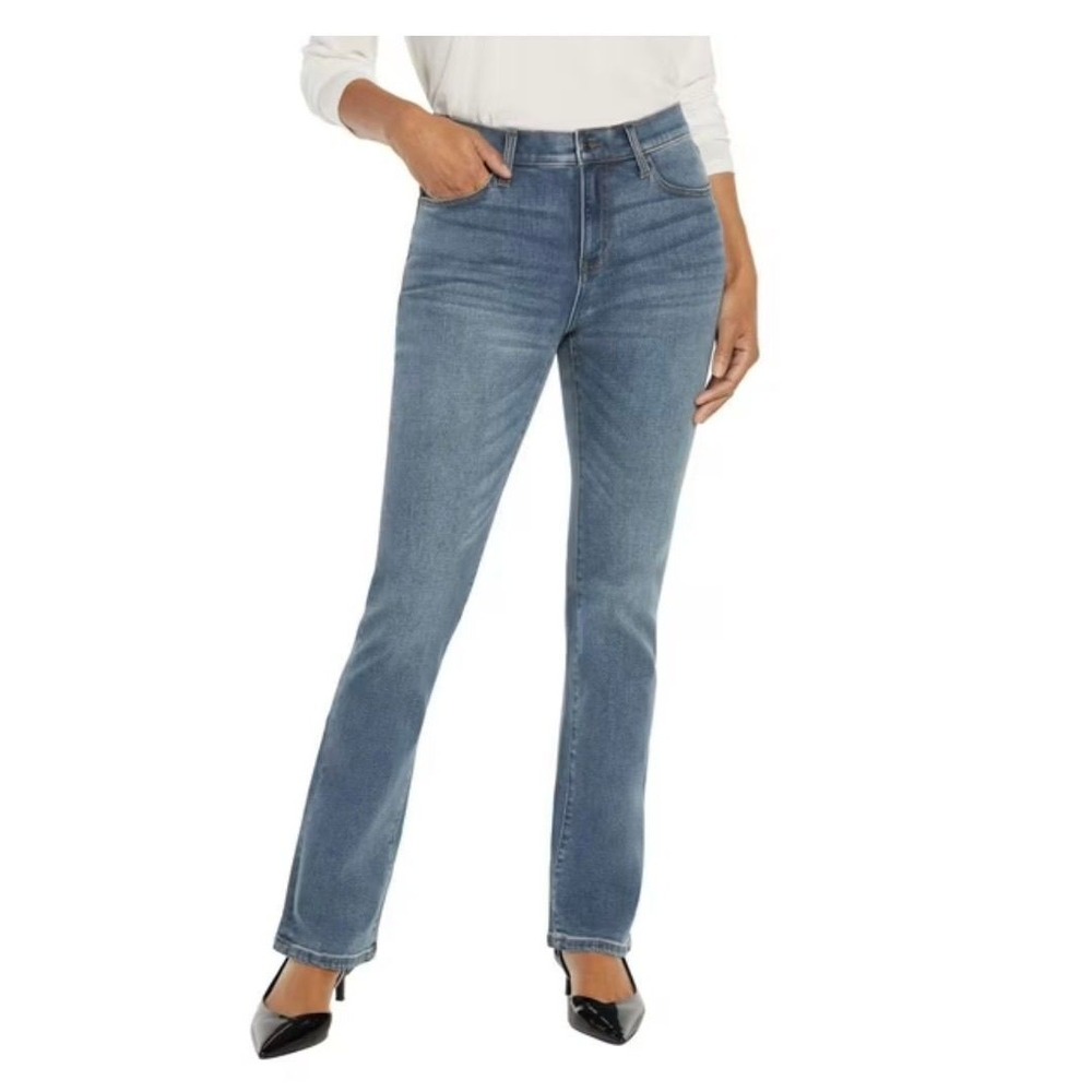 NWT Express Medium Wash Bootcut Jeans, Size 6